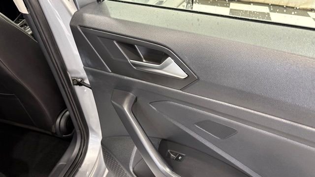 Used 2024 Volkswagen Jetta SE image 26