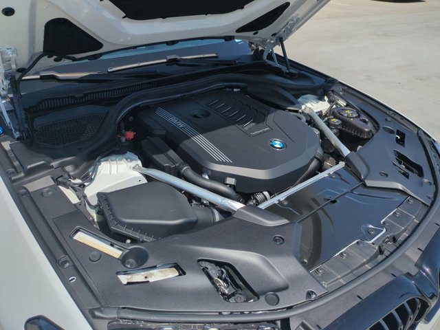 Used 2022 BMW 540i w/ M Sport Package RWD image 24