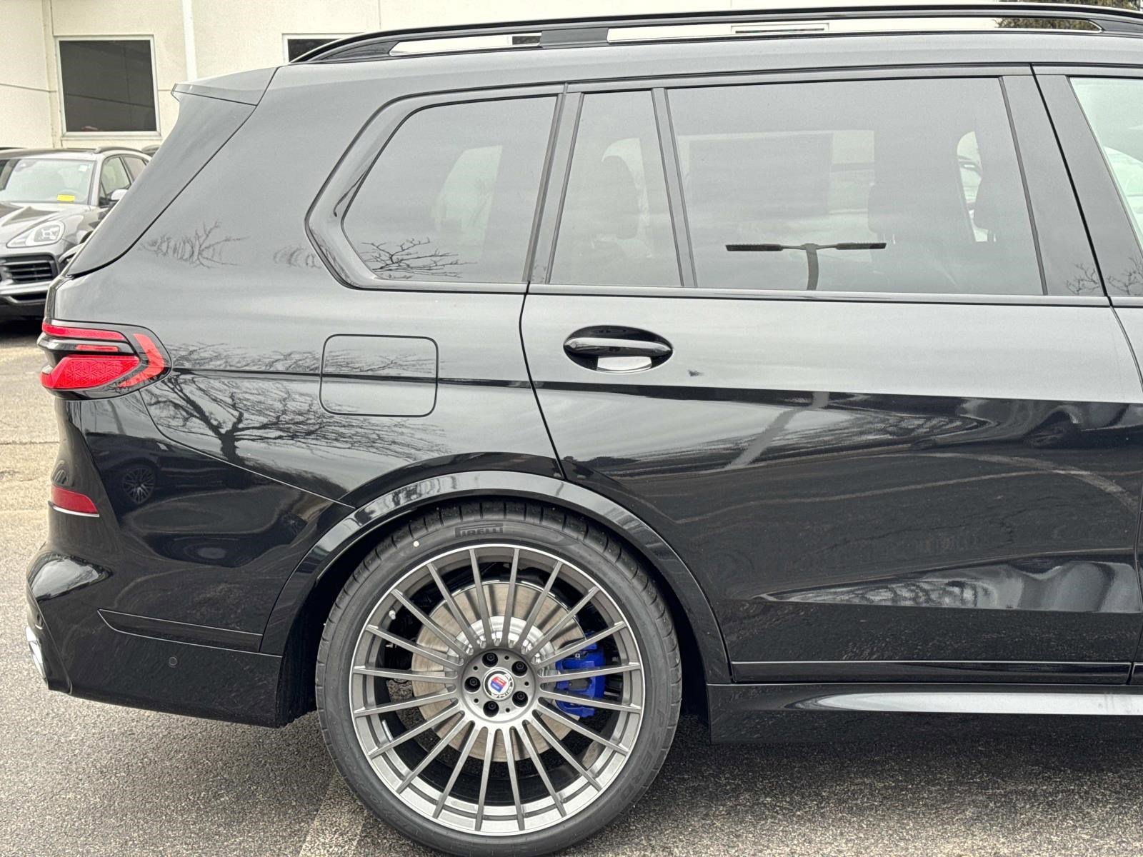 New 2026 BMW ALPINA XB7 image 6