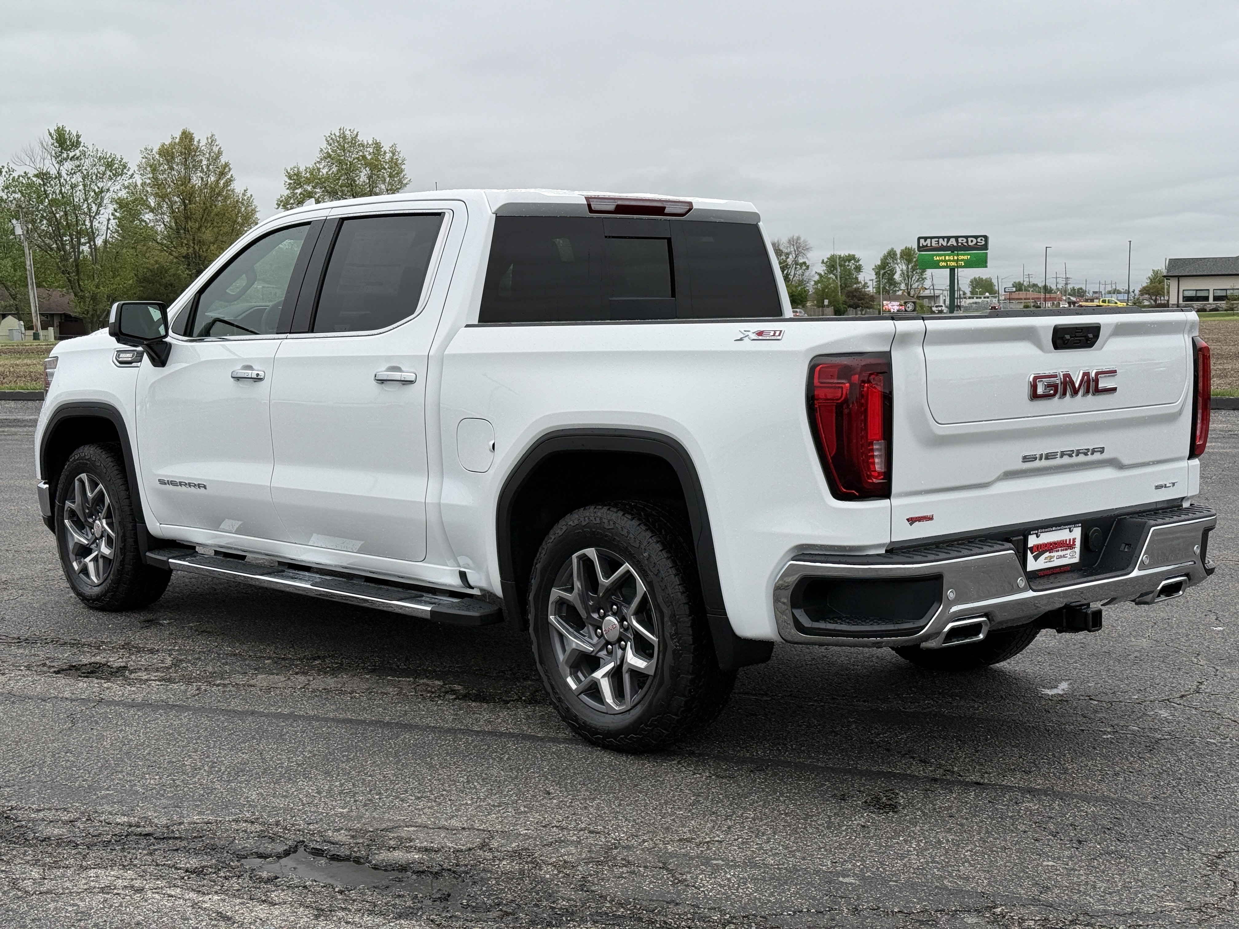 New 2026 GMC Sierra 1500 SLT AWD/4WD image 6