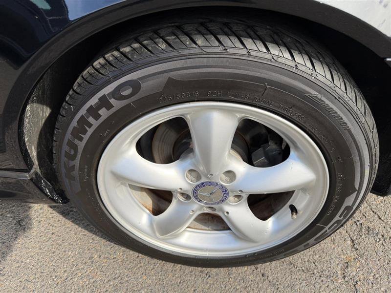 Used 2001 Mercedes-Benz SLK 320 image 23