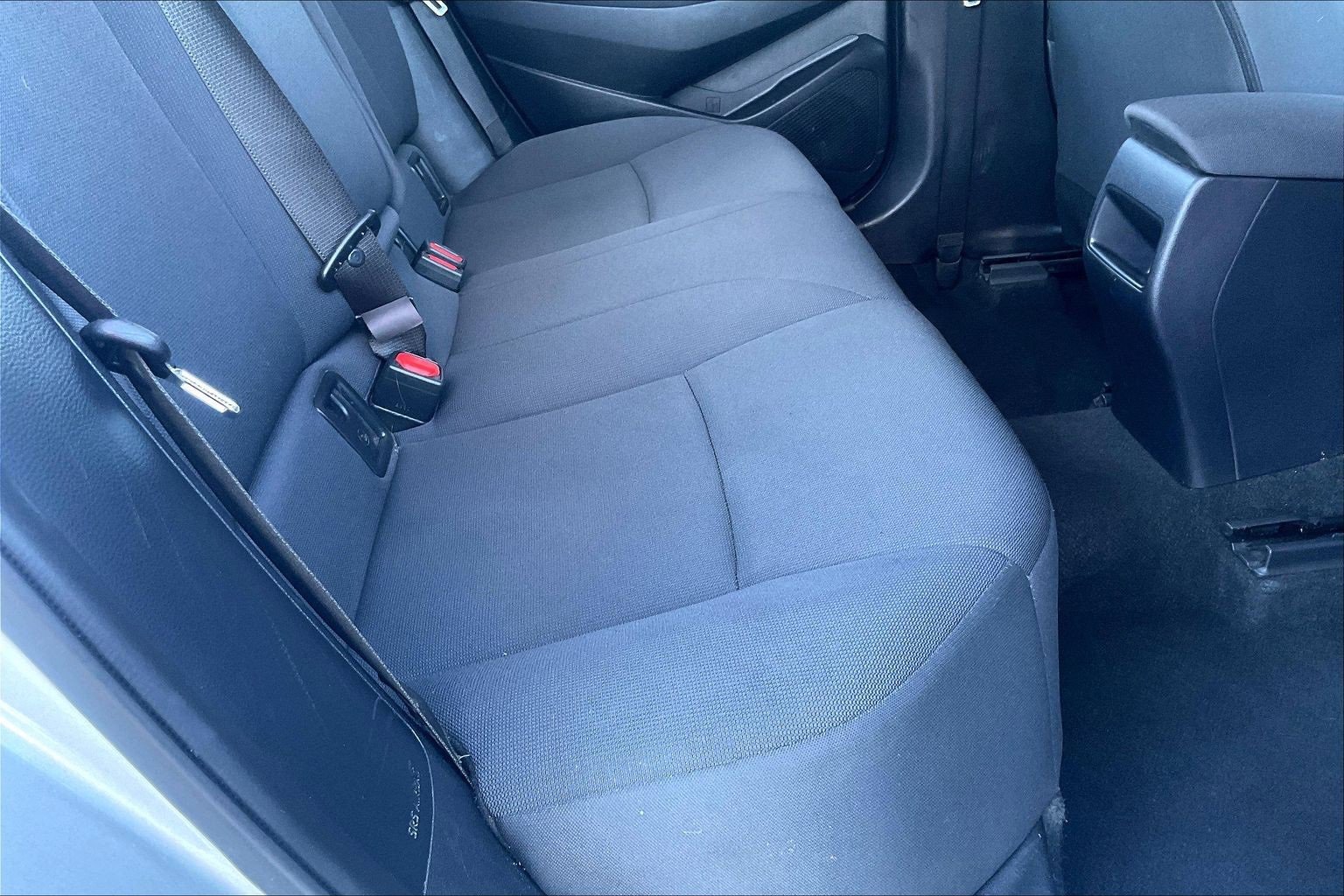 Used 2022 Toyota Corolla LE image 18