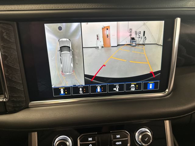 Used 2024 GMC Yukon Denali w/ Max Trailering Package AWD/4WD image 18