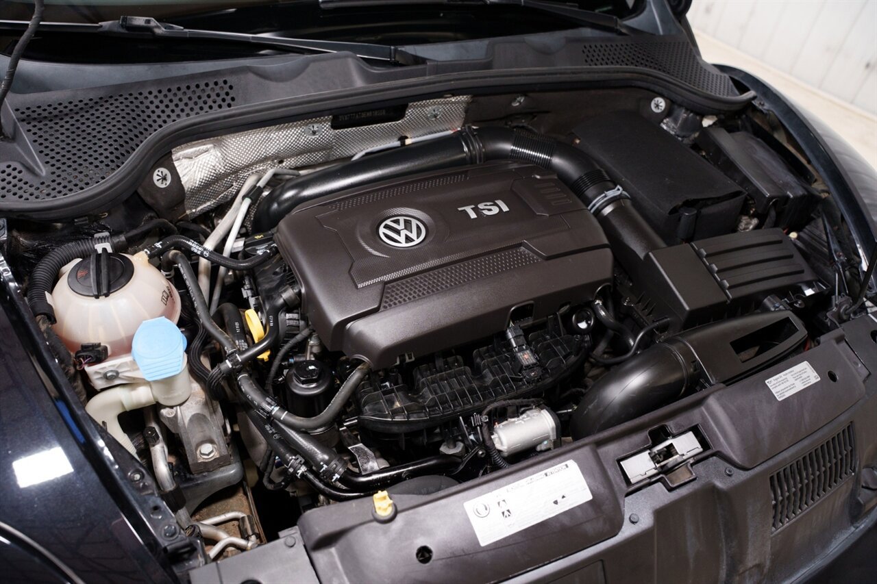 Used 2014 Volkswagen Beetle R-Line FWD image 28
