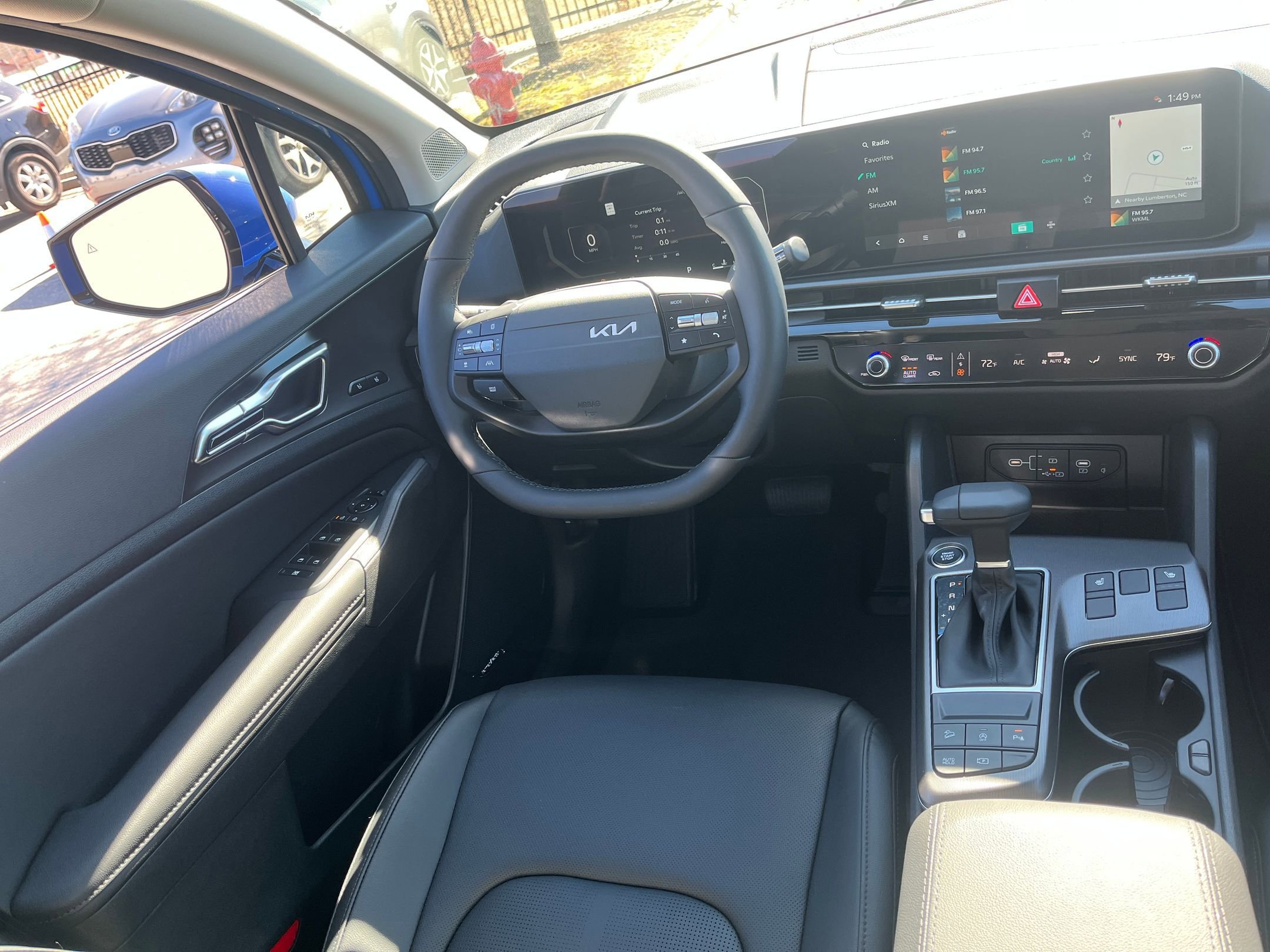 New 2026 Kia Sportage SX FWD image 13
