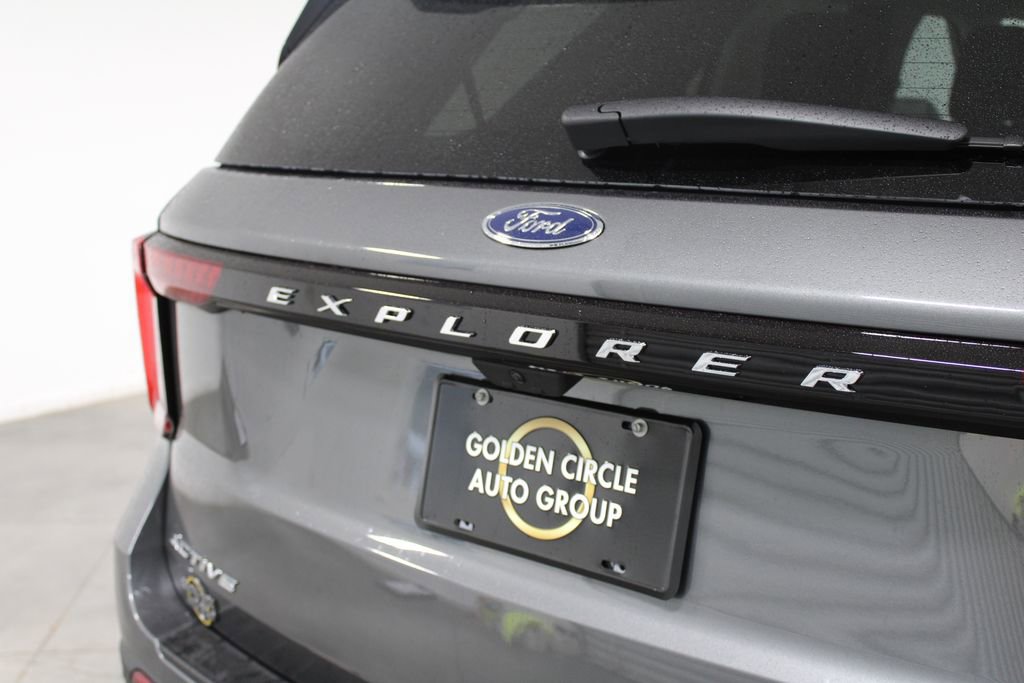 New 2026 Ford Explorer Active image 12