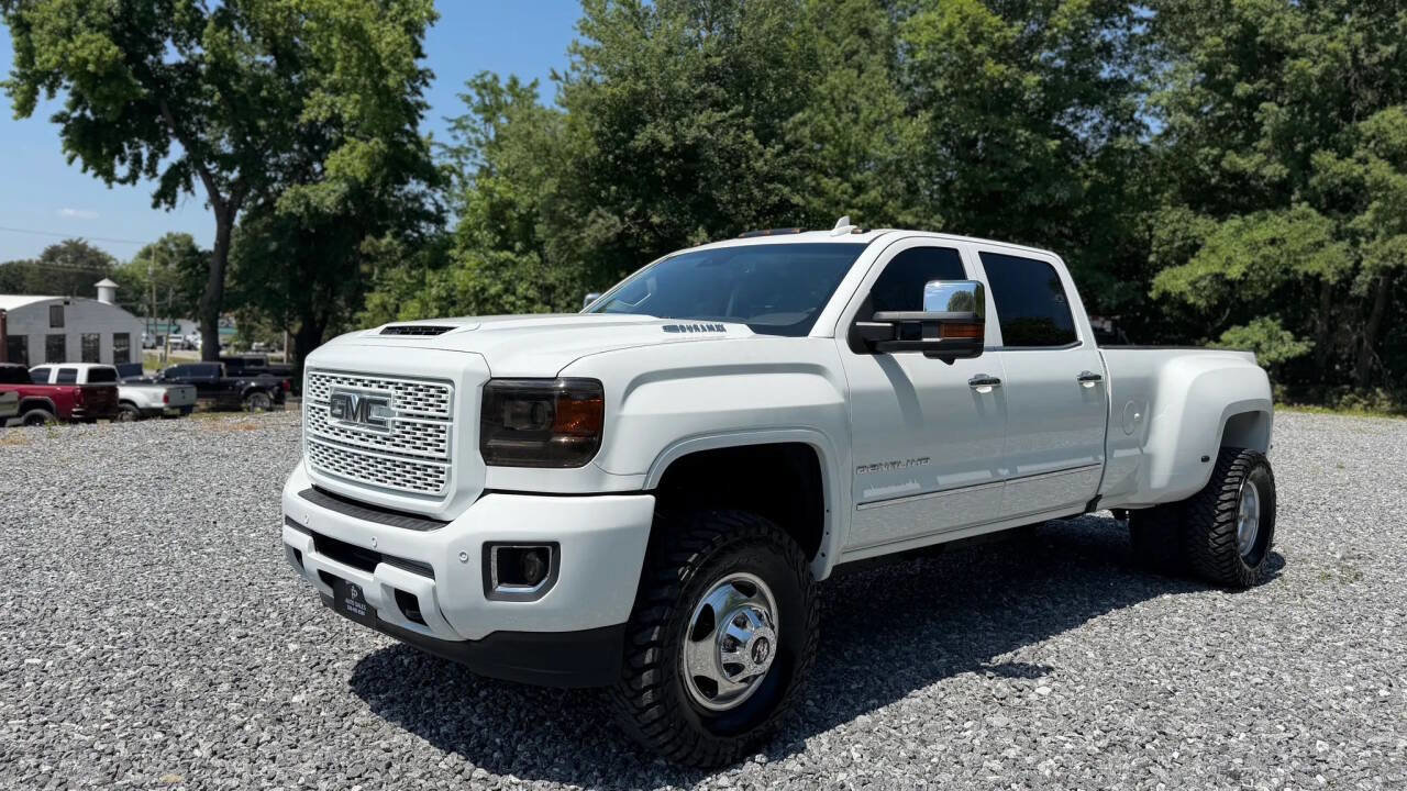 Used 2017 GMC Sierra 3500 Denali w/ Duramax Plus Package AWD/4WD image 3
