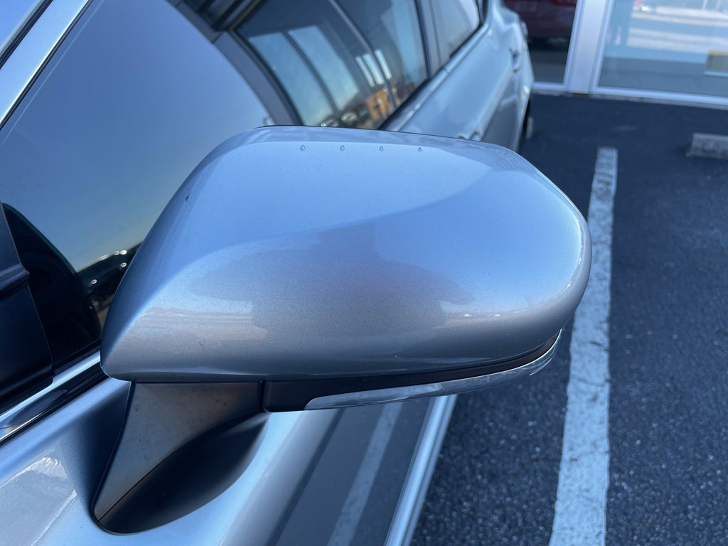 Used 2024 Toyota Camry SE image 5