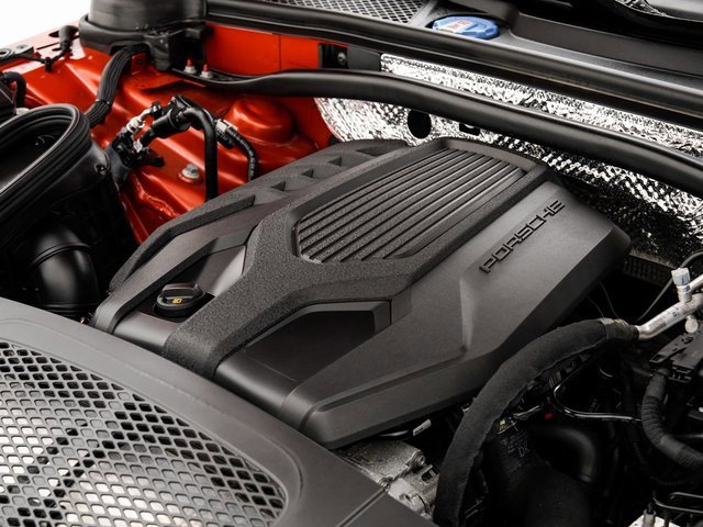 Used 2024 Porsche Macan image 30