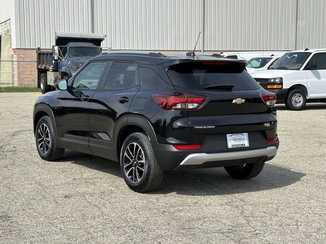 Certified 2024 Chevrolet TrailBlazer LT w/ LT Cold Weather Package FWD image 6