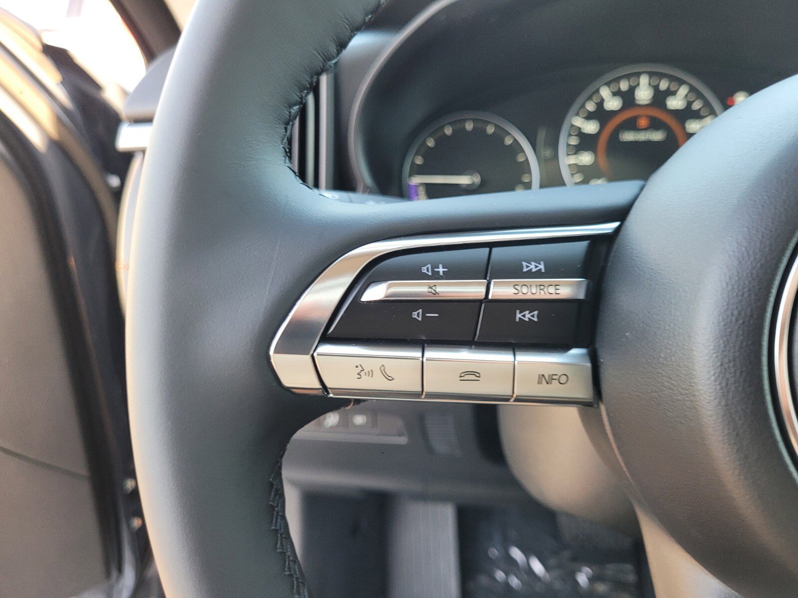 New 2025 MAZDA CX-50 2.5 Hybrid w/ Weather Package image 30