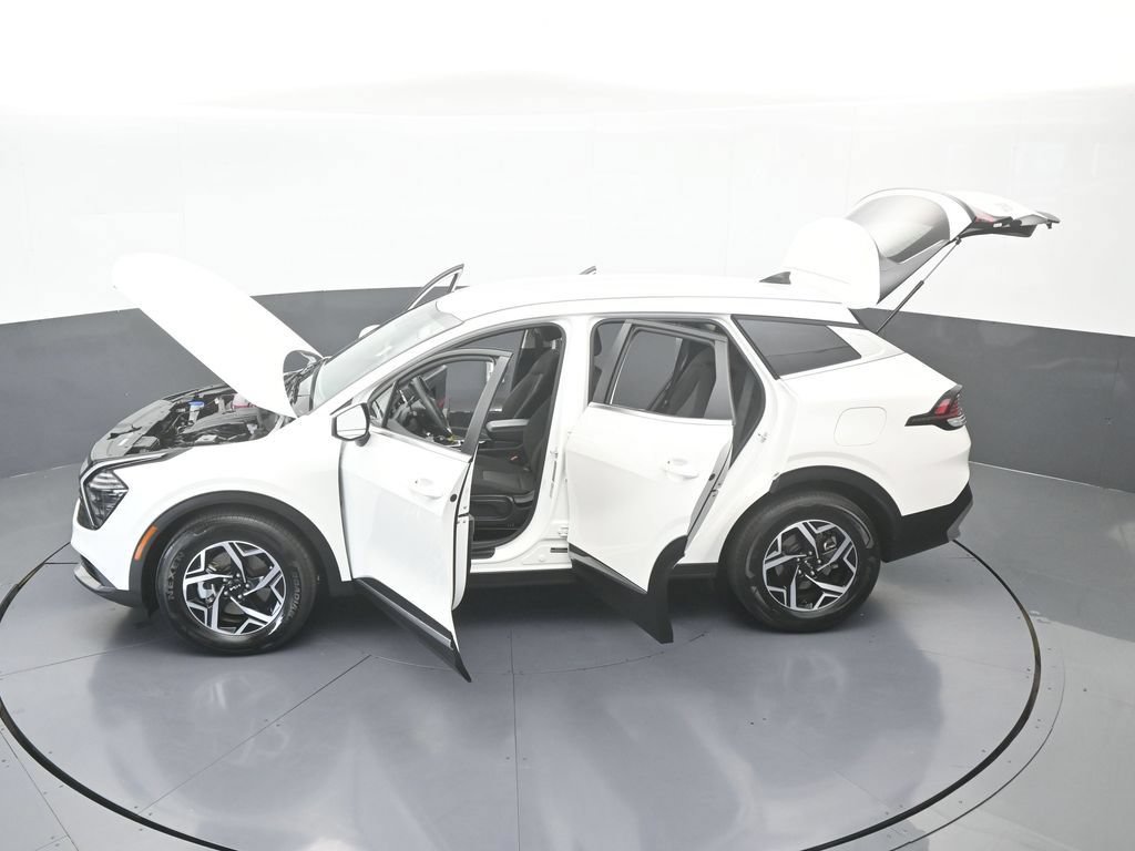 Used 2025 Kia Sportage LX FWD image 59