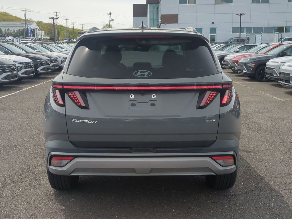 Certified 2025 Hyundai Tucson SEL AWD/4WD image 4