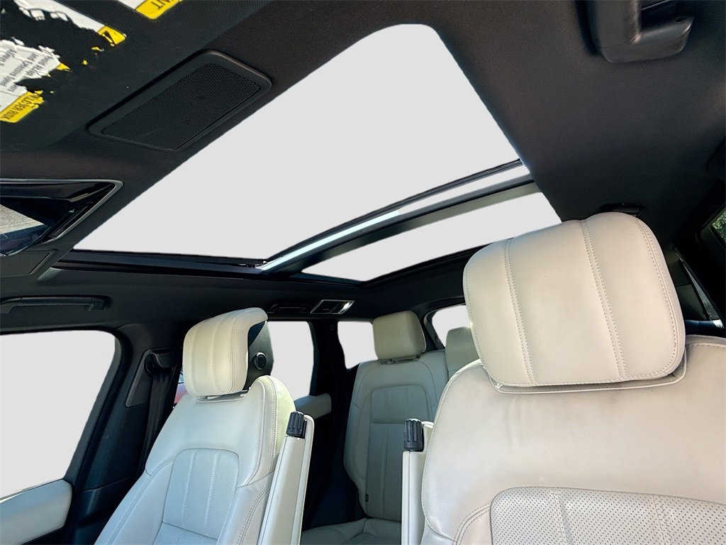 Used 2021 Land Rover Range Rover Sport HSE Silver Edition image 24