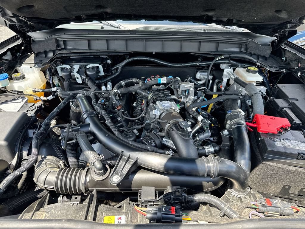Used 2024 Ford Bronco Wildtrak AWD/4WD image 25