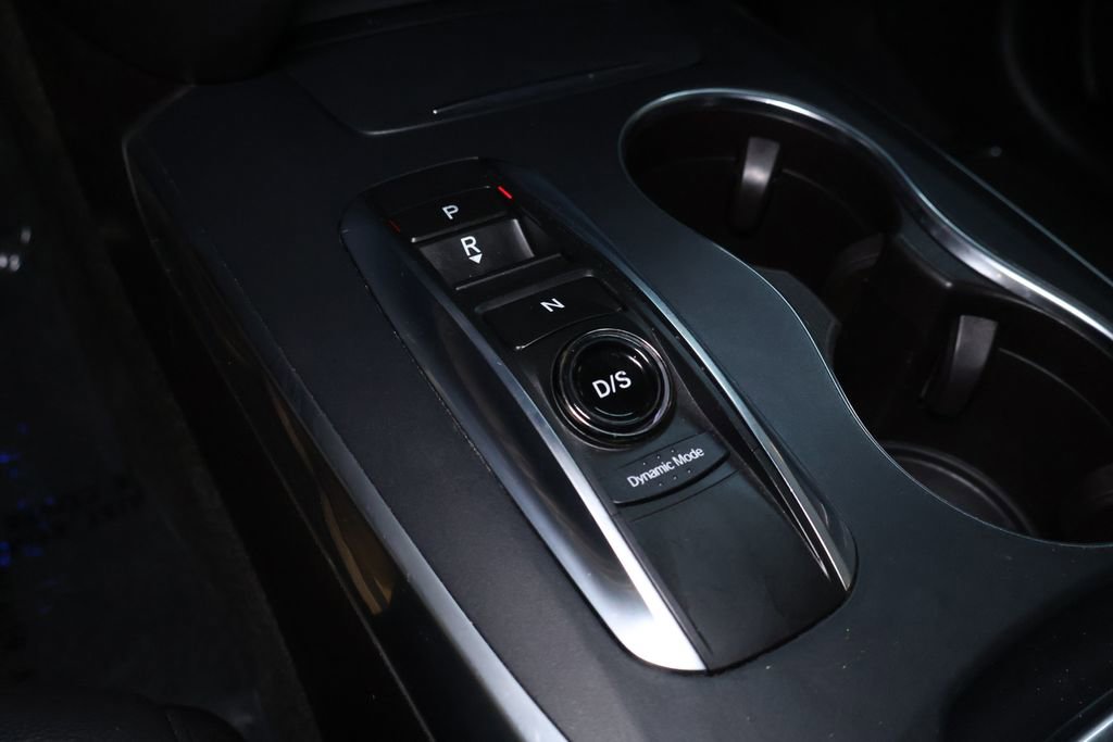Used 2018 Acura MDX w/ Technology & Entertainment image 39