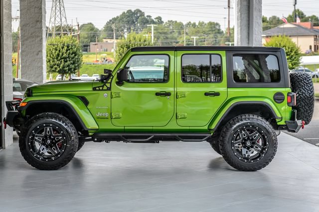 Used 2019 Jeep Wrangler Unlimited Sahara AWD/4WD image 60