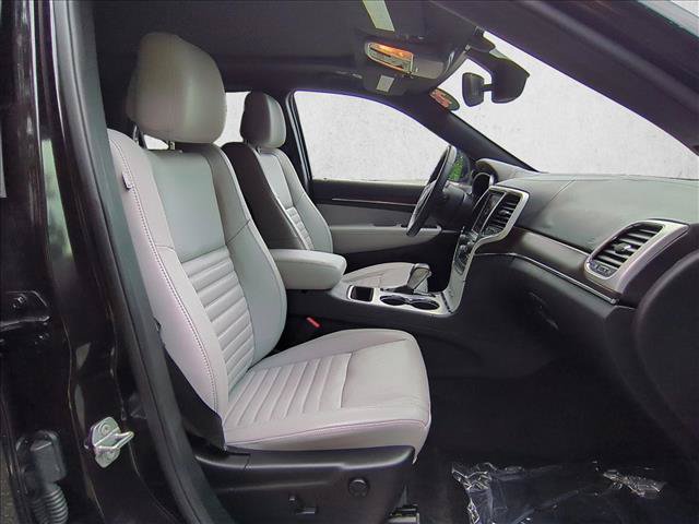 Used 2018 Jeep Grand Cherokee Limited RWD image 25