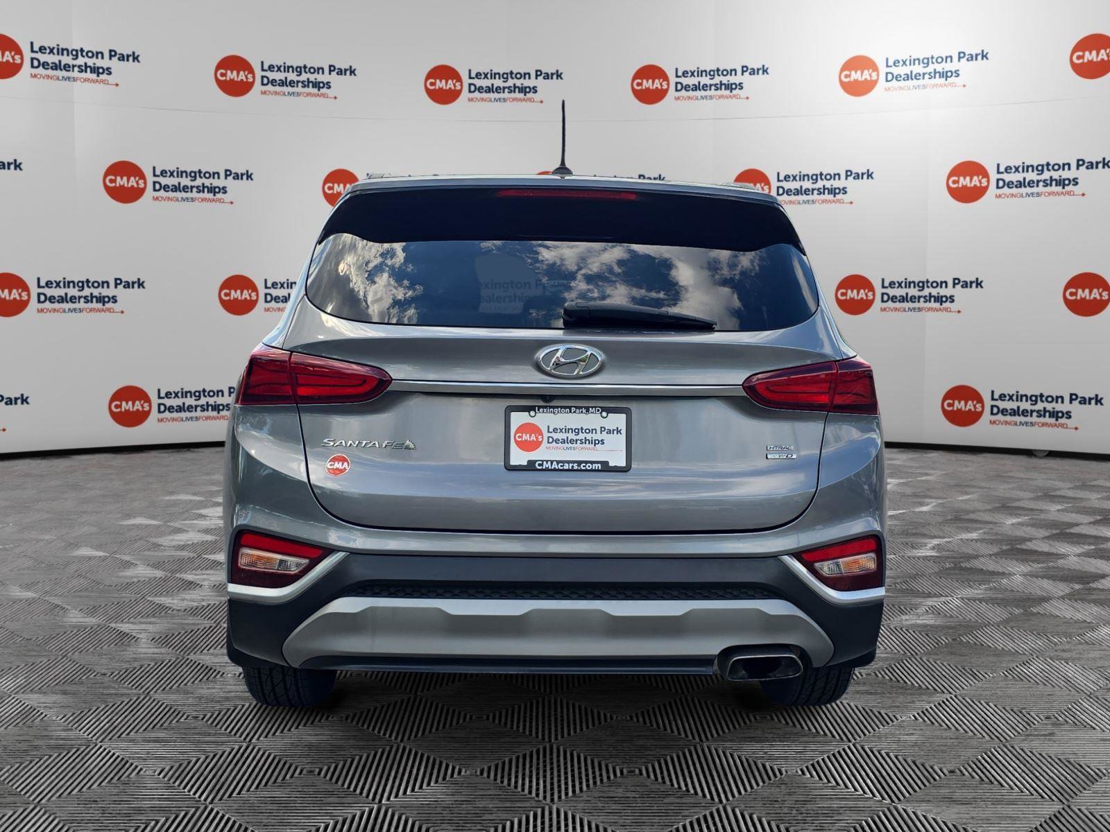 Used 2019 Hyundai Santa Fe SE AWD/4WD image 6