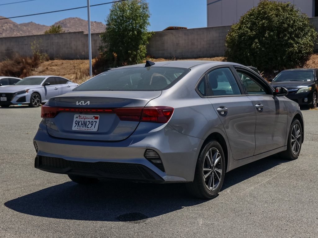 Used 2024 Kia Forte LXS FWD image 4