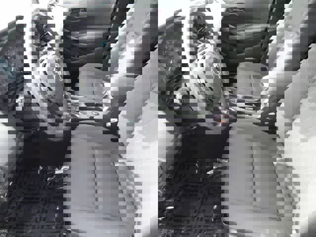 Used 2023 Toyota Corolla LE image 6