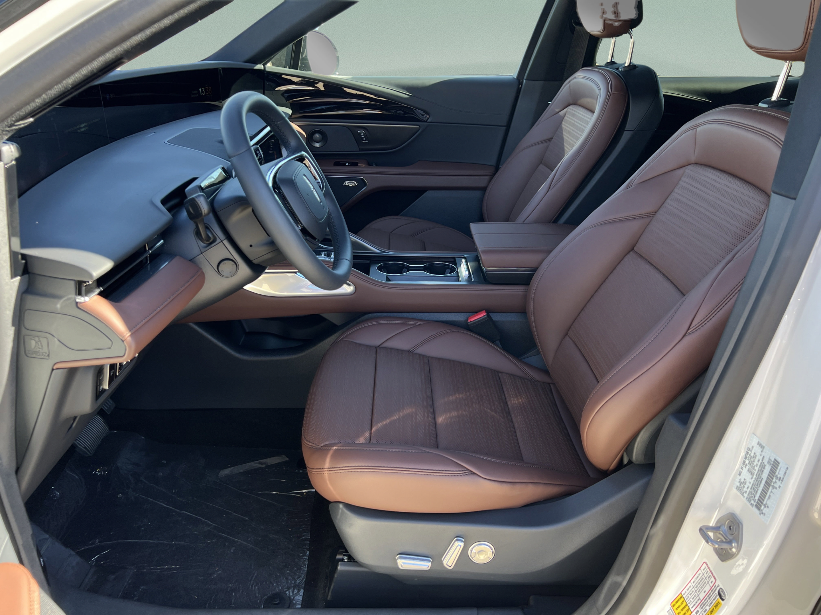 New 2026 Lincoln Nautilus Reserve w/ Jet Appearance Package AWD/4WD image 24