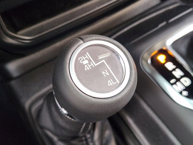 New 2026 Jeep Gladiator Sport AWD/4WD image 17