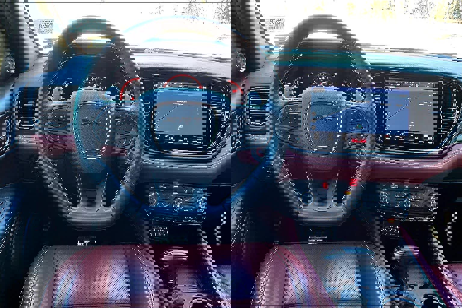 Used 2023 Dodge Durango SRT image 5