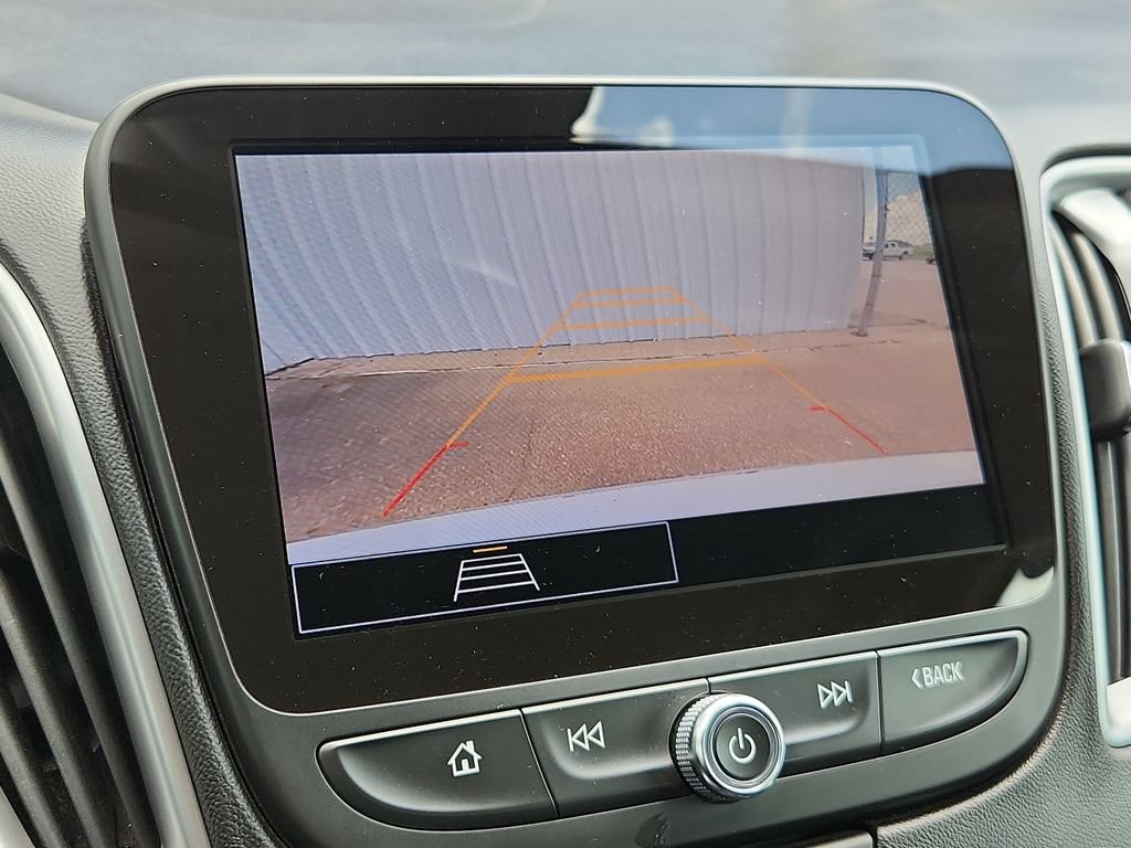 Used 2024 Chevrolet Malibu LS FWD image 9