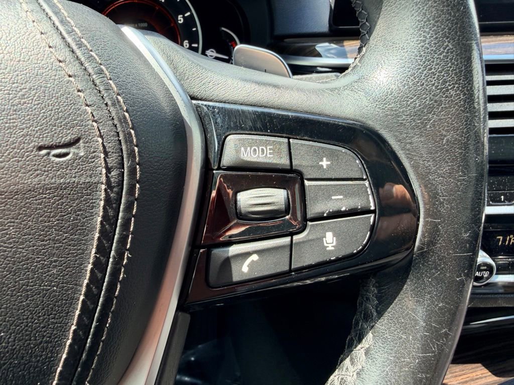 Used 2019 BMW 530i xDrive w/ Convenience Package AWD/4WD image 35