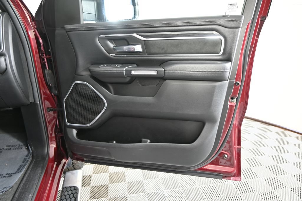 Used 2023 RAM 1500 Laramie AWD/4WD image 13