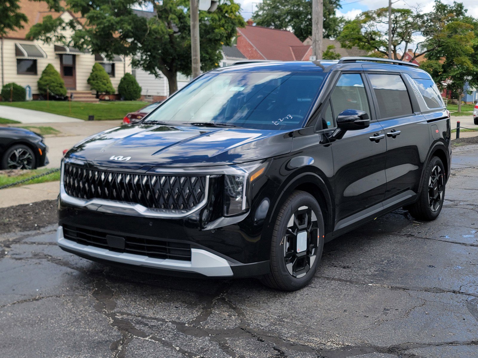 New 2026 Kia Carnival EX image 9