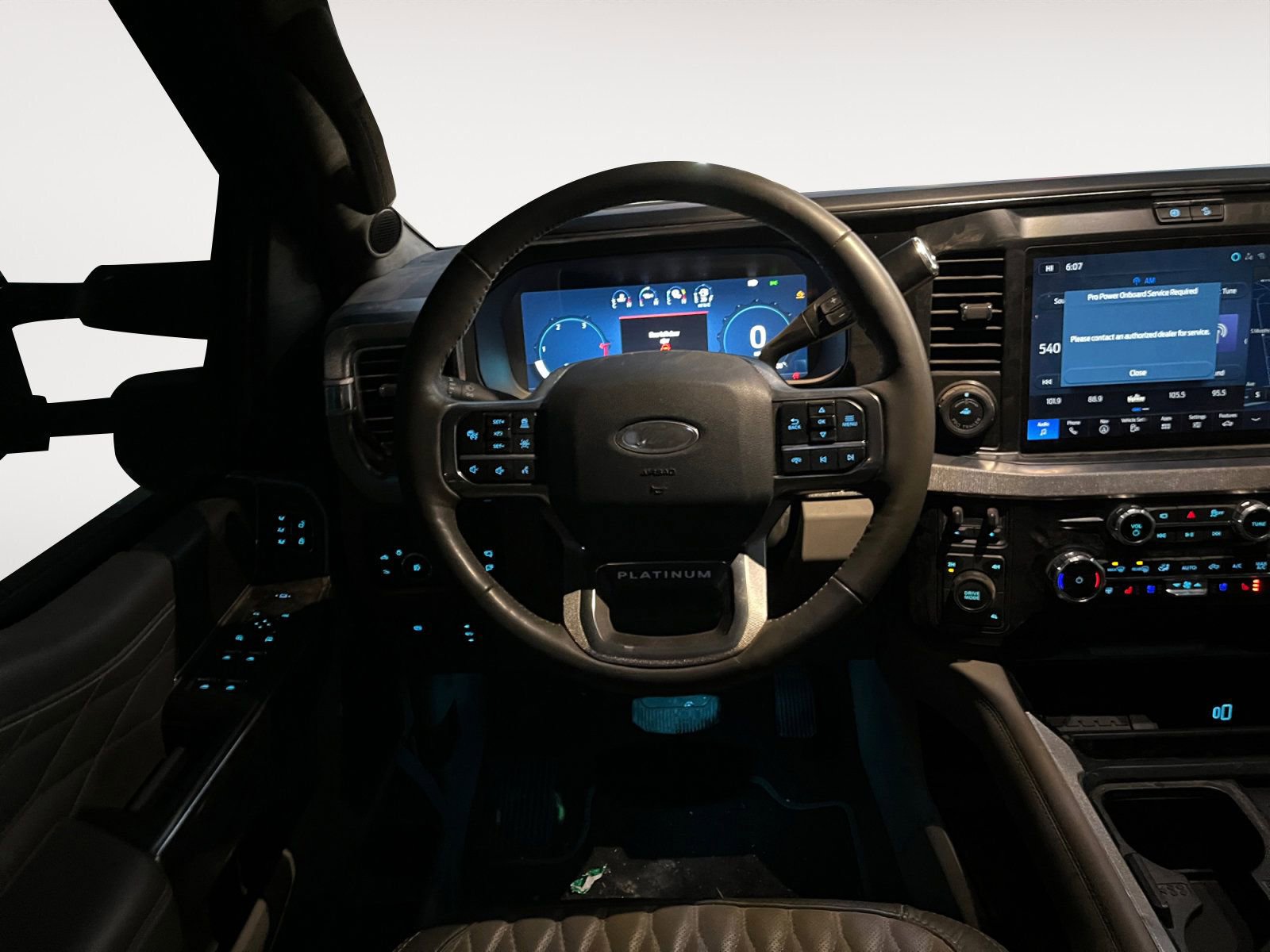 Used 2025 Ford F450 Platinum w/ Platinum Plus Package image 12