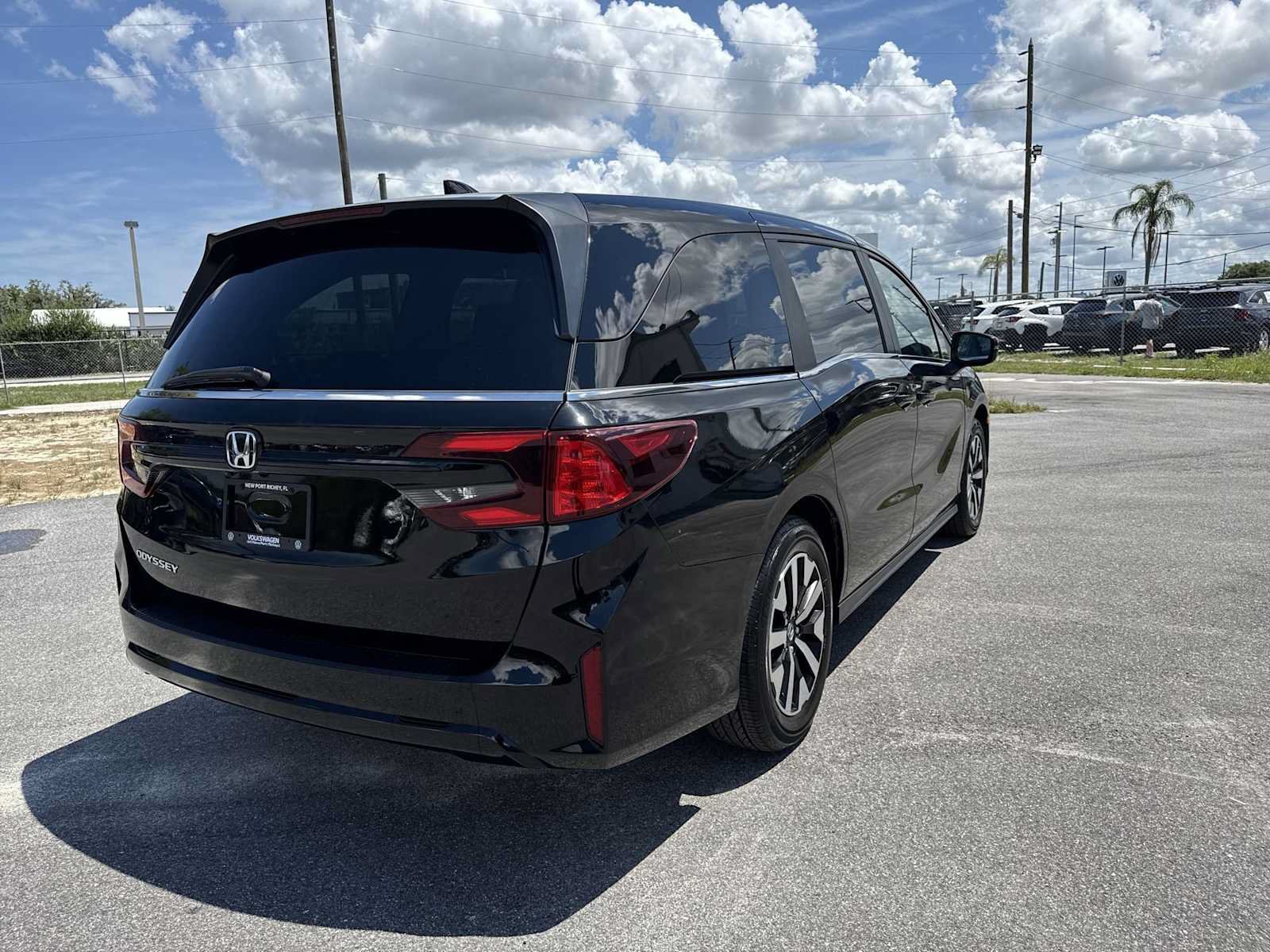 Used 2025 Honda Odyssey EX-L image 6