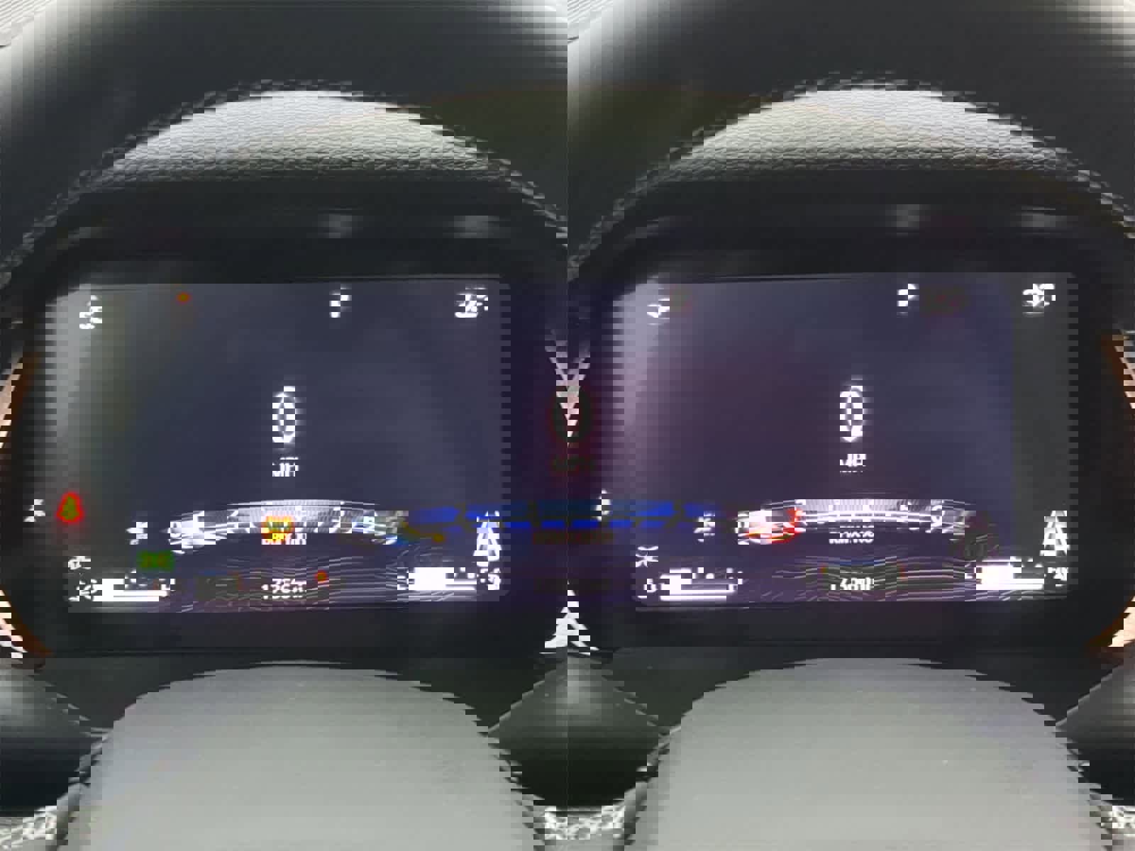 Used 2024 Jeep Grand Cherokee Altitude image 39