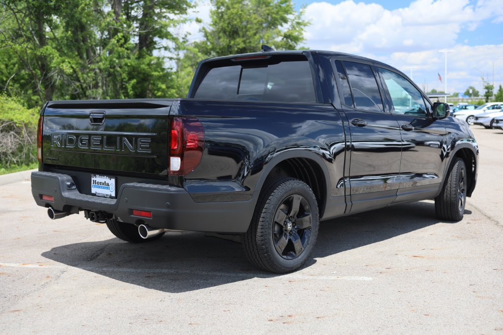New 2026 Honda Ridgeline Black Edition image 6