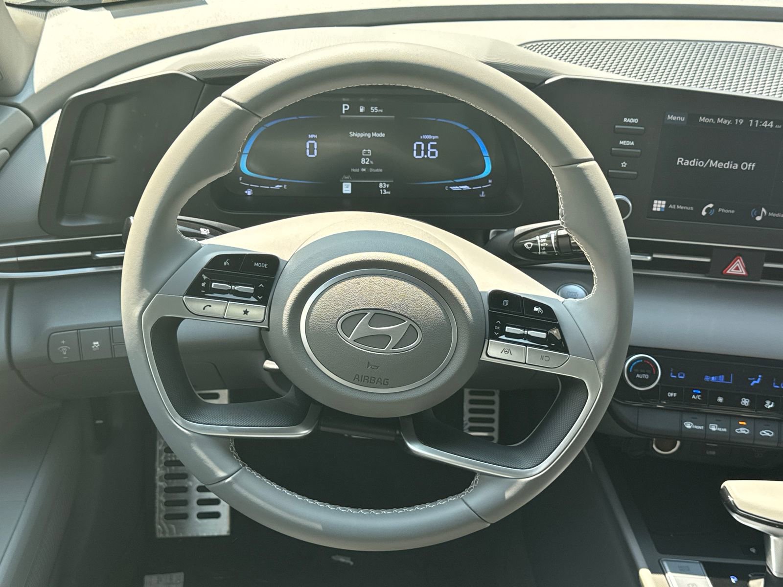 Used 2025 Hyundai Elantra Sport FWD image 23