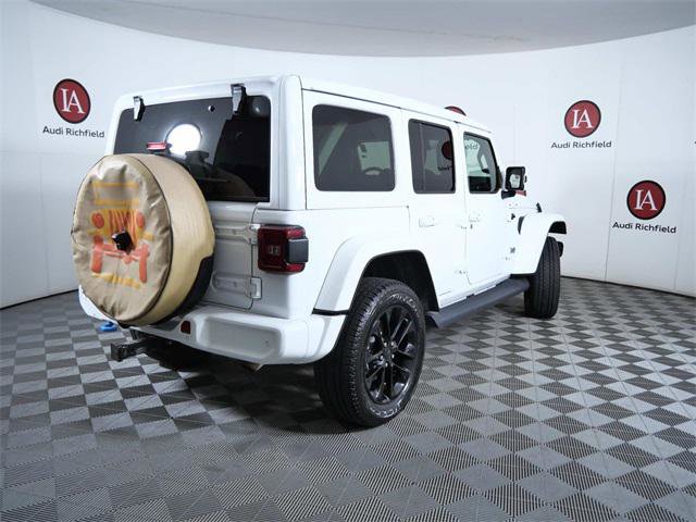 Used 2021 Jeep Wrangler Unlimited Sahara image 8