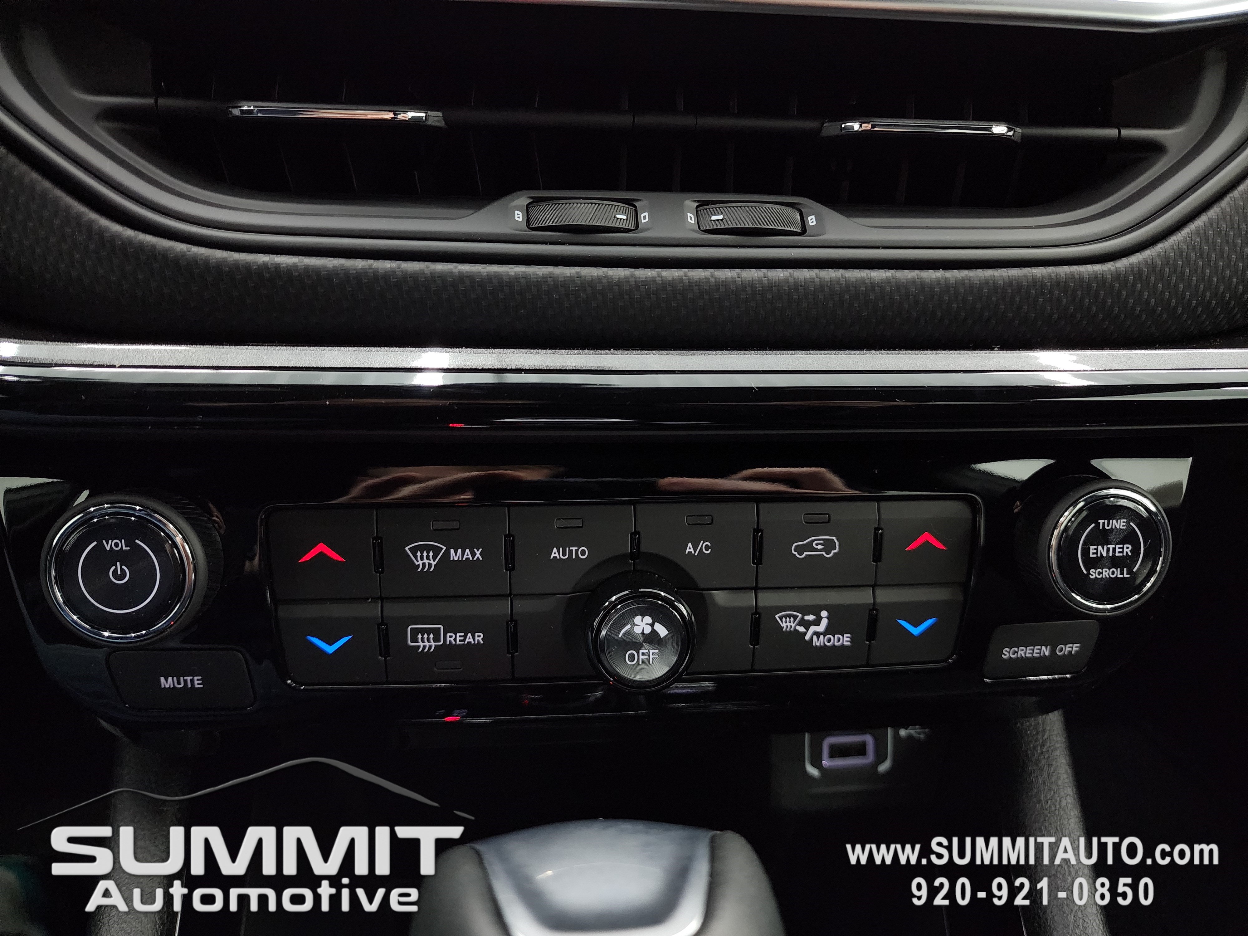 New 2026 Jeep Compass Latitude AWD/4WD image 46