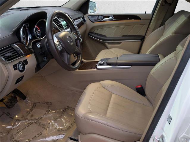 Used 2014 Mercedes-Benz GL 450 4MATIC image 15