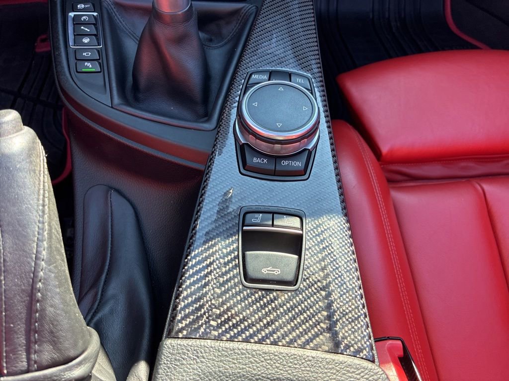 Used 2016 BMW M4 Convertible image 35