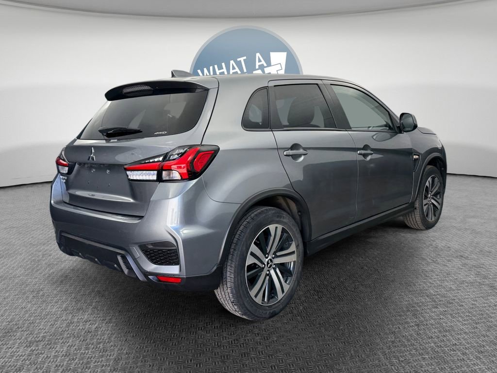Used 2024 Mitsubishi Outlander Sport ES AWD/4WD image 3