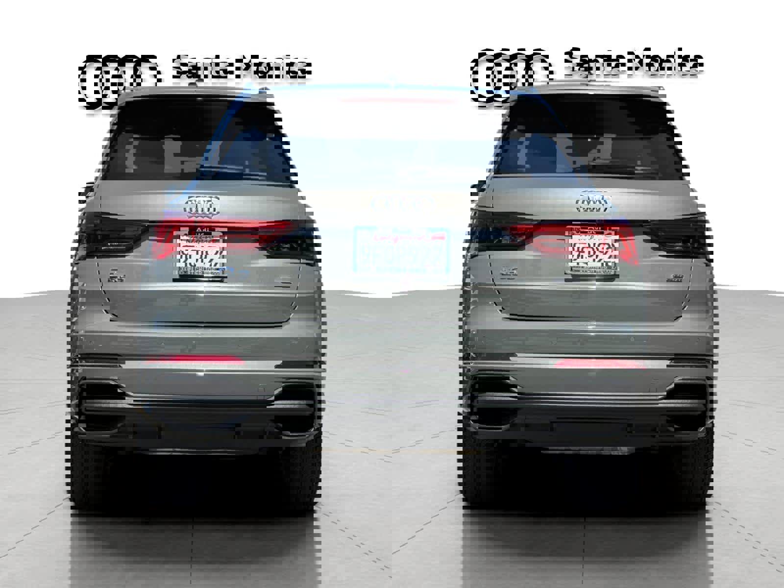 Used 2023 Audi Q3 2.0T Premium w/ Convenience Package AWD/4WD image 7