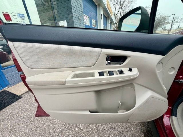 Used 2013 Subaru Crosstrek 2.0i Limited w/ Popular Pkg 2 image 21