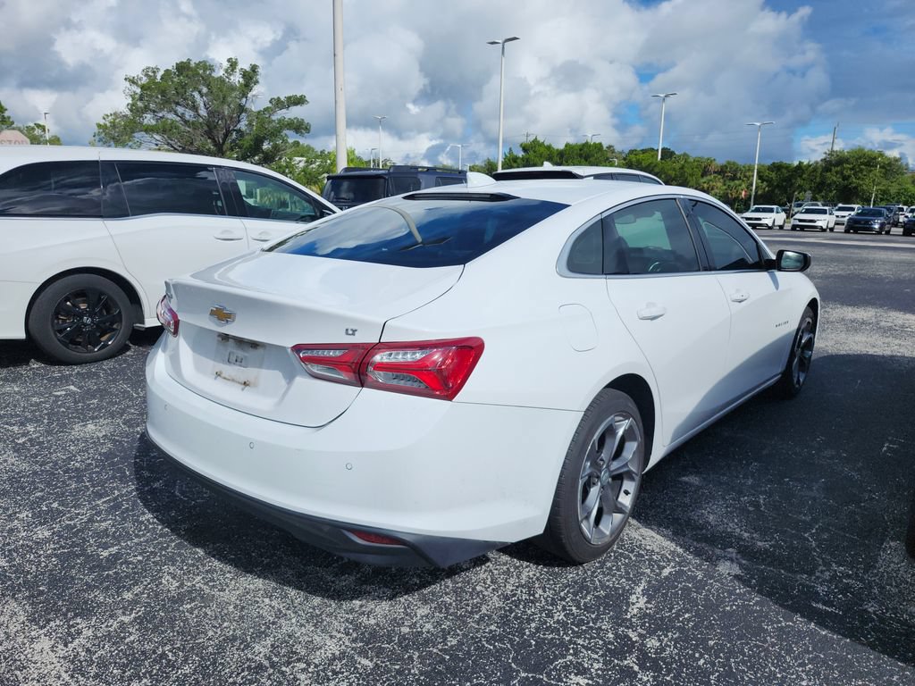 Used 2020 Chevrolet Malibu LT w/ Leather Package FWD image 10