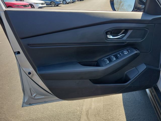 Certified 2025 Honda Accord SE image 40