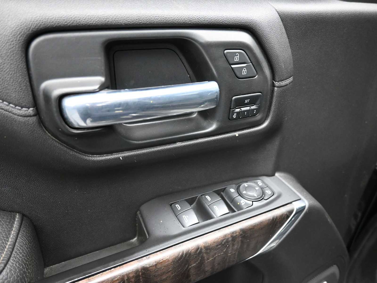 Used 2021 GMC Sierra 1500 Denali w/ Denali Ultimate Package AWD/4WD image 10