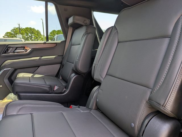New 2026 GMC Yukon Denali w/ Denali Reserve Package AWD/4WD image 16