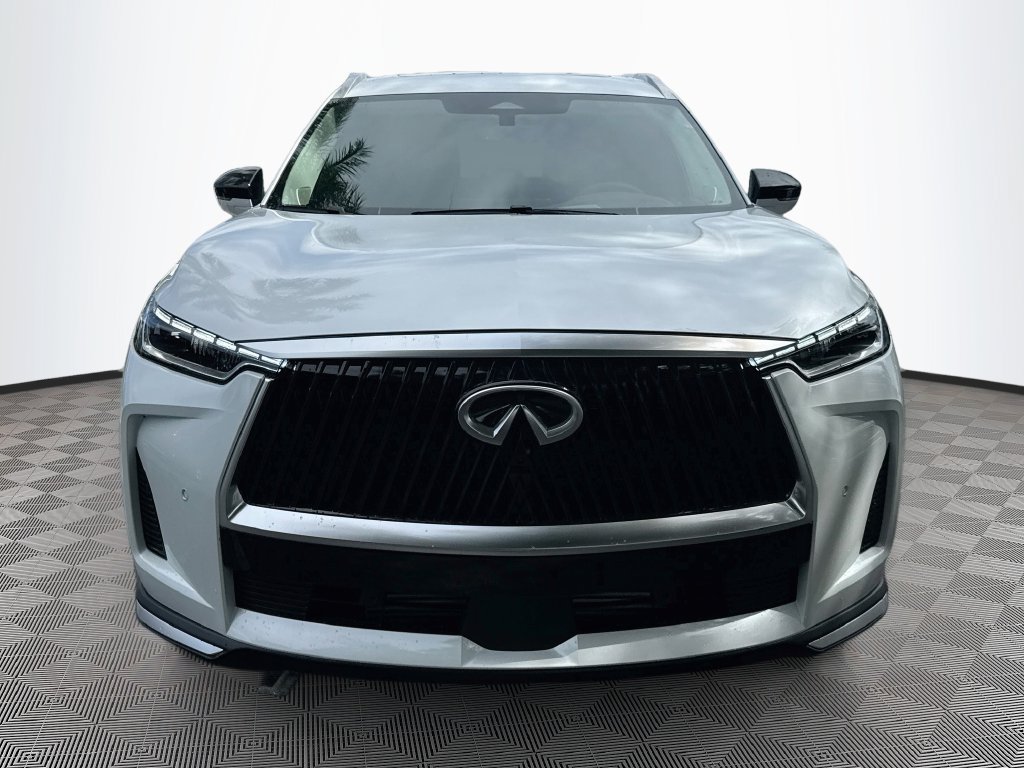 Used 2027 INFINITI QX60 Luxe w/ Cargo Package FWD image 2