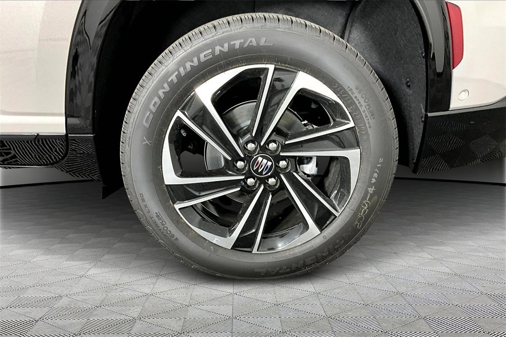 New 2026 Buick Enclave Sport Touring w/ Super Cruise Package image 13